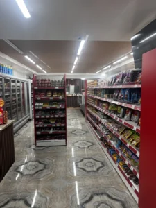 سوپرمارکت روجاوا (Rojava superstore) در منسچتر — تصویر 6