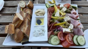 کافه تیاموز (Tiamo’s Continental Cafe) در منسچتر — تصویر 10