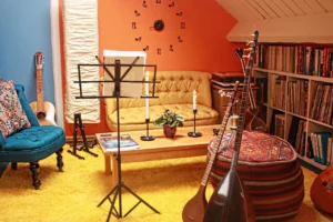 مدرسه موسیقی سرنای (Sornai Music School) در لندن — تصویر 1