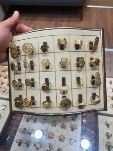فروشگاه طلا و جواهر جوهرات امیر (Amir Jewellery) در لندن — تصویر 2