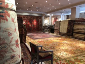 اسّی کارپتس – فرش‌های نفیس ایرانی (Essie Carpets – Fine Persian Rugs) در لندن — تصویر 2