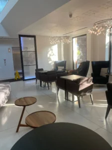 آژانس مسافرتی تهران تراول (TEHRAN TRAVEL) در لندن — تصویر 3