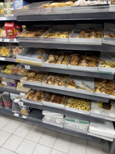 کافه بیکری زمزم (Zamzam Bakery) در منسچتر — تصویر 6