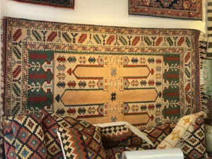 فروشگاه فرش فرش سنه (Seneh Carpets) در لندن — تصویر 3