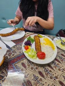 رستوران آشپزخانه پرشین گریل (Persian Grill Kitchen) در لندن — تصویر 3
