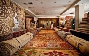 اسّی کارپتس – فرش‌های نفیس ایرانی (Essie Carpets – Fine Persian Rugs) در لندن — تصویر 4