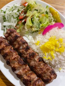 رستوران کامبیز (Kambi’s) در برایتون — تصویر 4