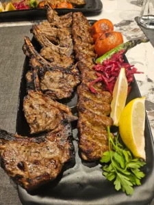 رستوران شمرون (Shemron Restaurant) در بیرمنگام — تصویر 4