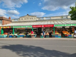 سوپرمارکت منچستر سوپر استور مارکت (Manchester Superstore) در منچستر — تصویر 4
