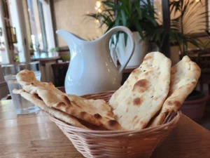 رستوران پلو (Polow Restaurant (Persian Fine Dining)) در لندن — تصویر 4