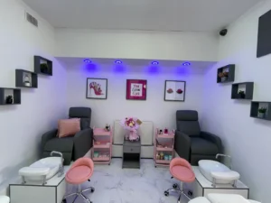 سالن زیبایی پینک کلاب (Pink Club Nail & Beauty) در منچستر — تصویر 7
