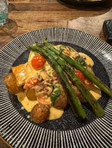 رستوران سفر بیسترو گریل (Safar Bistro Grill) — تصویر 9