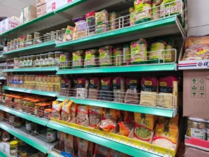 سوپرمارکت منچستر سوپر استور مارکت (Manchester Superstore) در منچستر — تصویر 9