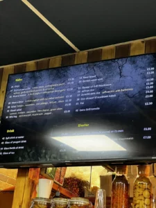 رستوران بی‌بی‌کی ویلیج در منچستر (BBQ VILLAGE) — تصویر 10