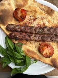 کافه (Cafe) کافه ماه (Mah Cafe) در لندن — تصویر 11