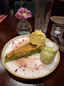 رستوران دیبا (اپسوم) (Diba Restaurant (Epsom)) در لندن — تصویر 11