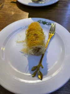 رستوران پلو (Polow Restaurant (Persian Fine Dining)) در لندن — تصویر 10